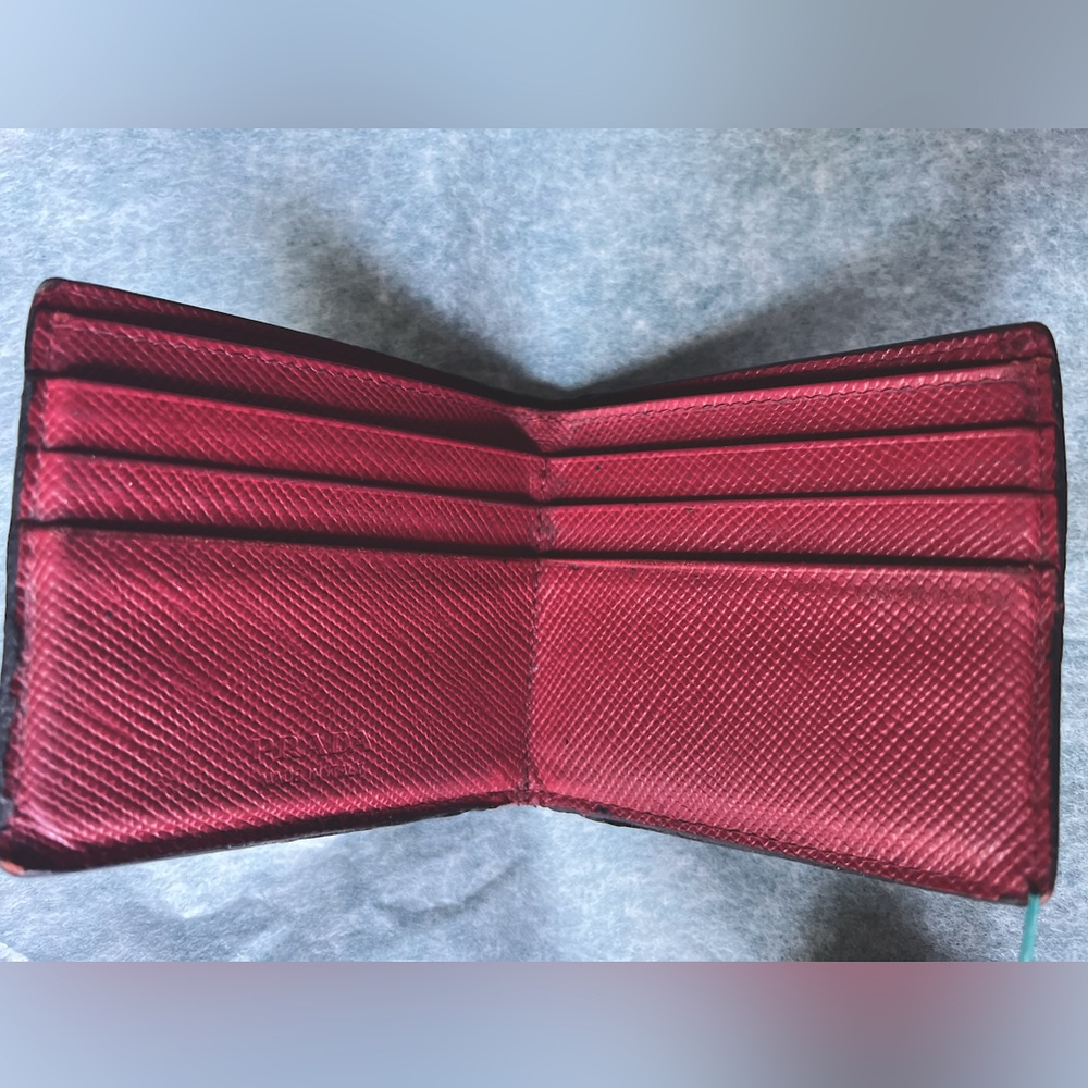 Prada Black Saffiano Leather Wallet - Picture 2 of 7